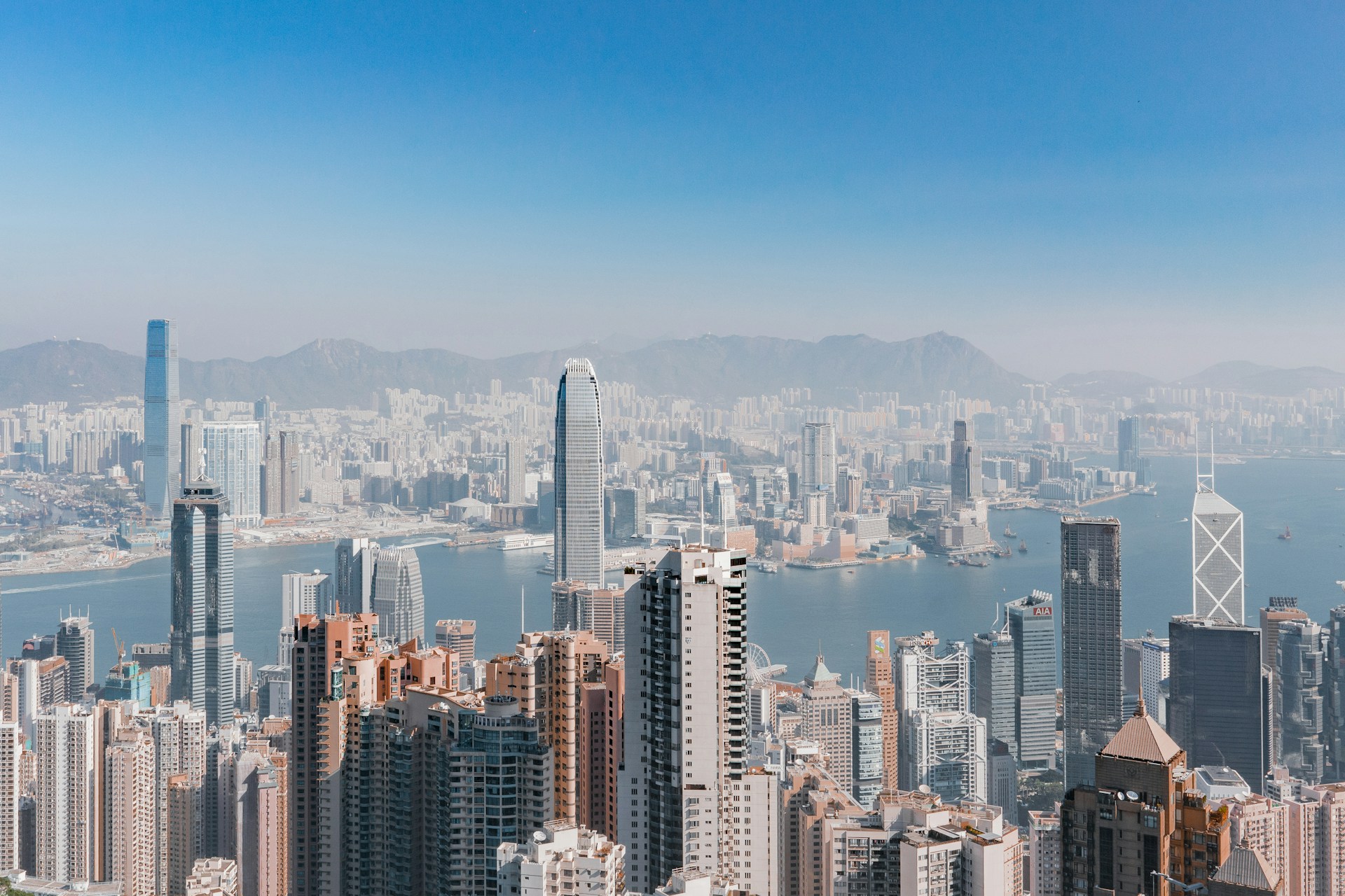 ruslan-bardash-hongkong.jpg